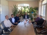در آستانه فرارسیدن هفته دفاع مقدس و در راستای پاسداشت مقام شامخ ایثارگران و رزمندگان، حبیب عبدلی  مدیر کل هواشناسی استان، با حضور در شهرستان کلیبر، از همکار جانباز و رزمنده تجلیل به عمل آورد.